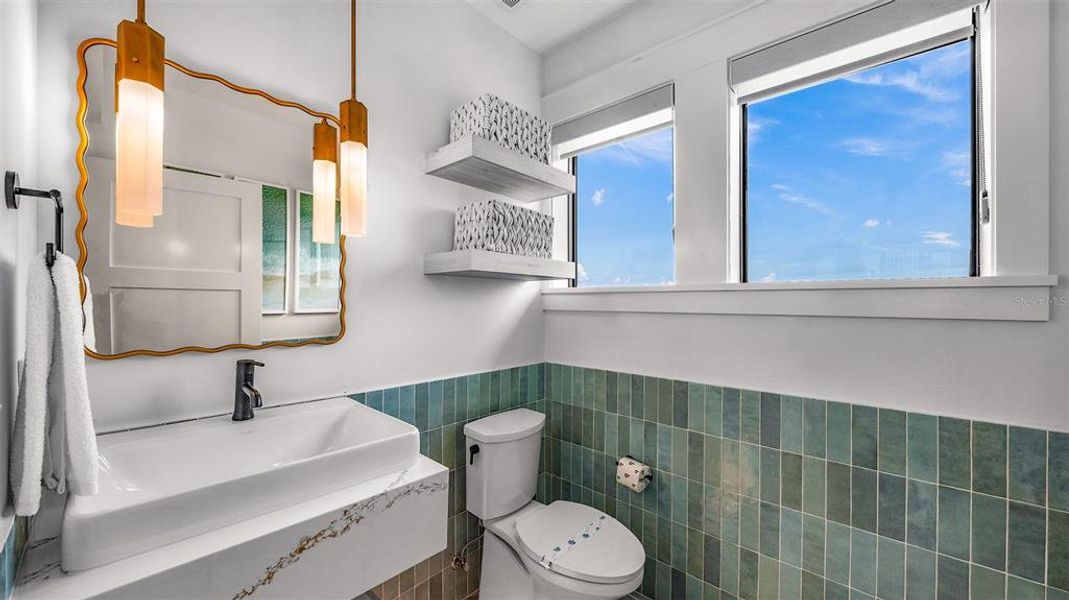 Furnished interior view inside a new home in , Sarasota (Image 19).