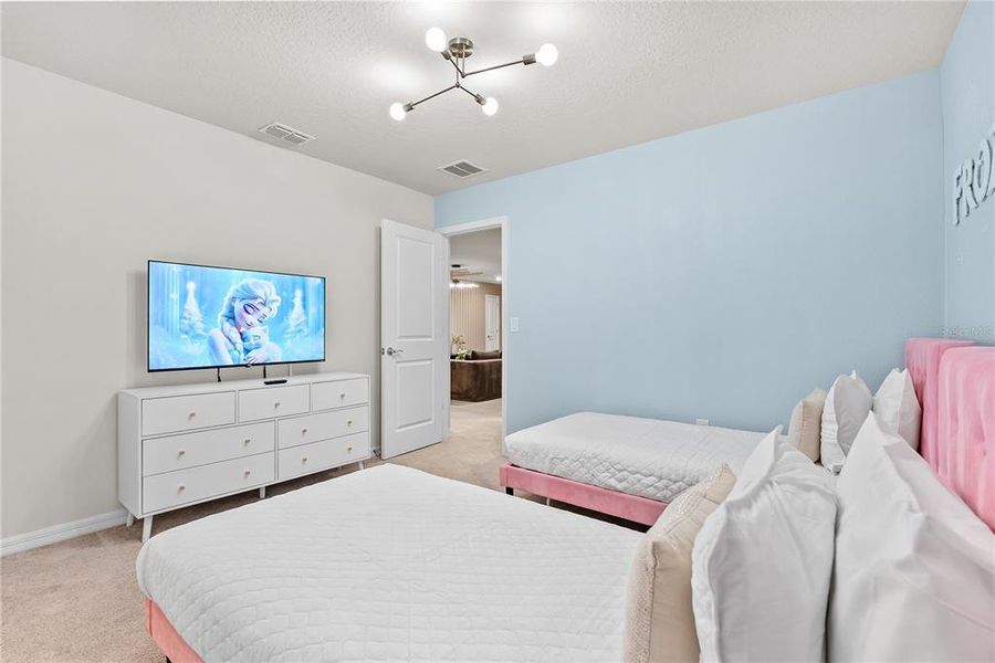 Furnished interior view inside a new home in Windsor Cay Resort, Clermont (Image 8).