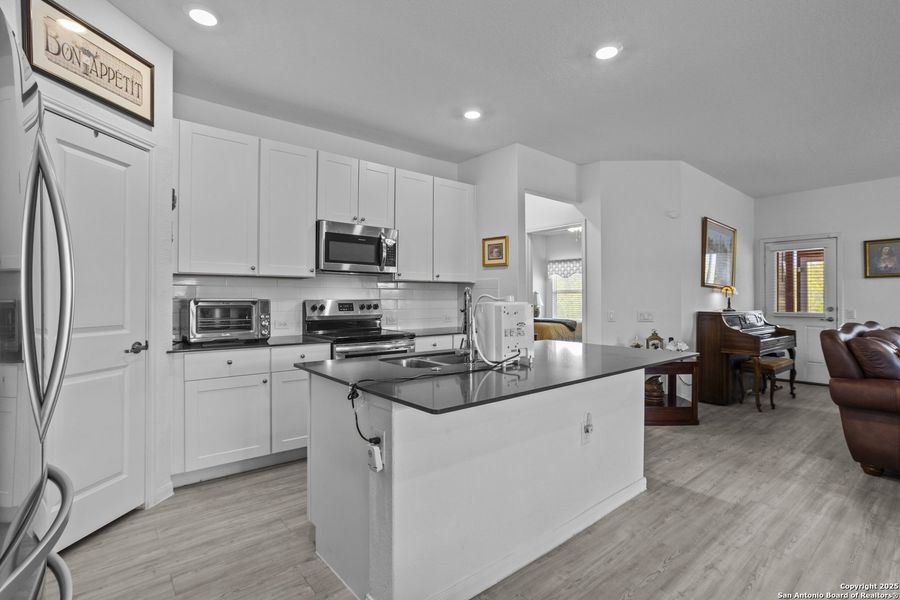 Furnished interior view inside a new home in , San Antonio (Image 24).