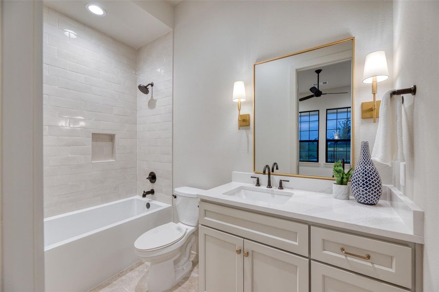 Elegant guest bath Elegant guest bath