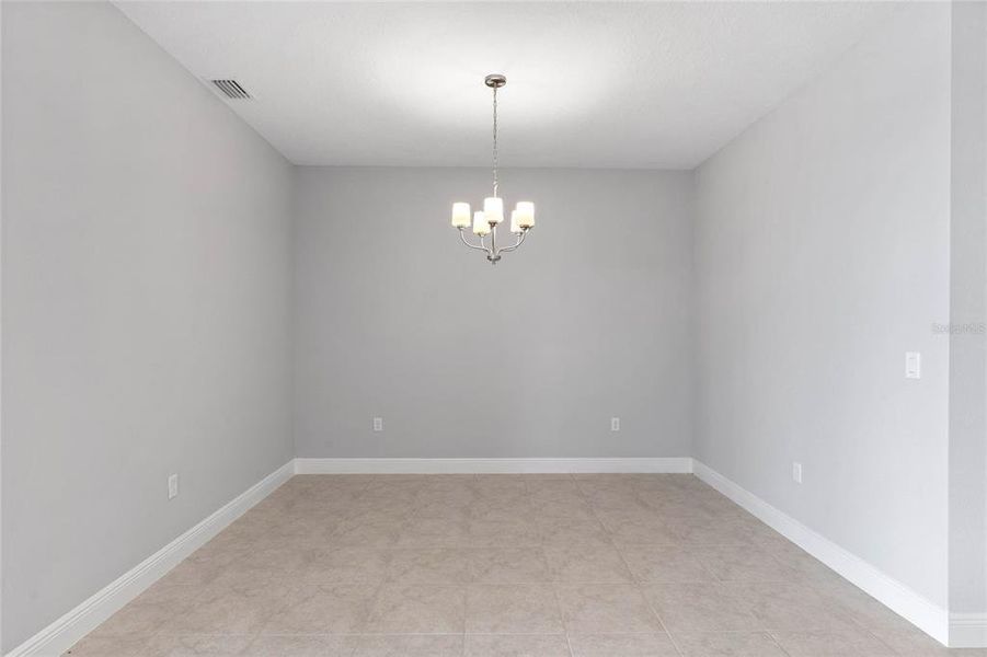 Spacious, unfurnished interior of a new home in Hills of Minneola, Minneola (Image 17).