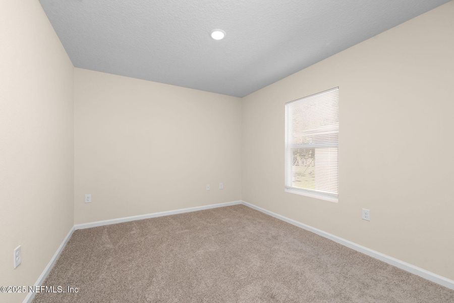 Spacious, unfurnished interior of a new home in , Green Cove Springs (Image 26).