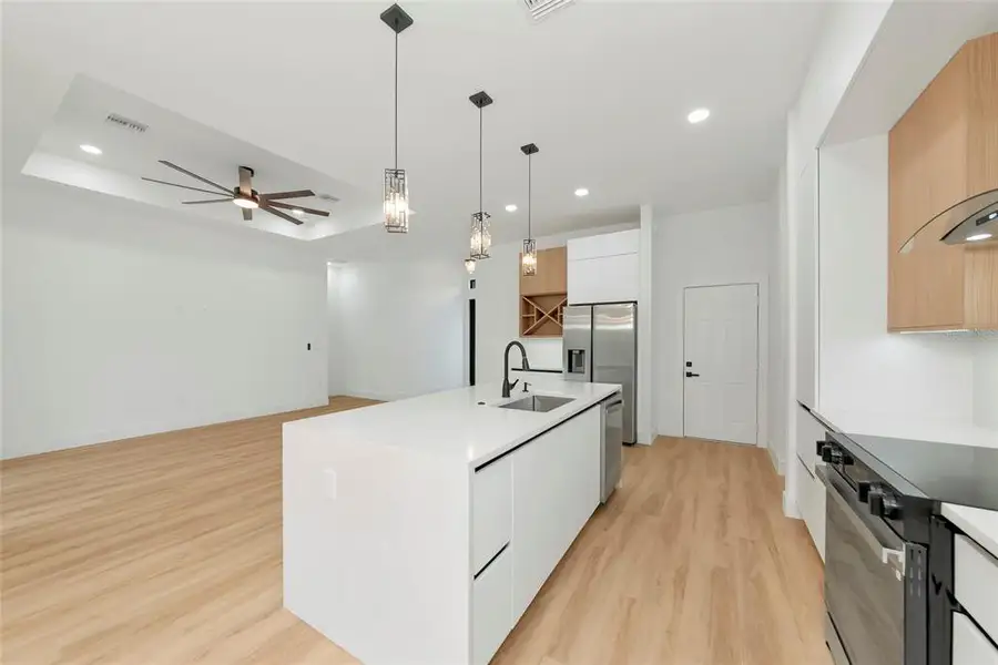 Furnished interior view inside a new home in , North Port (Image 7).