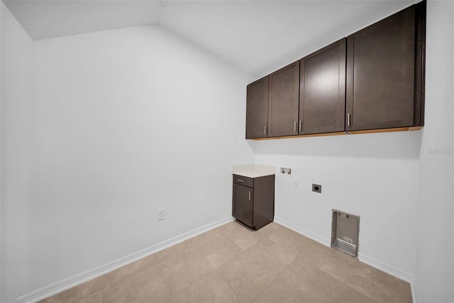 Spacious, unfurnished interior of a new home in , Wesley Chapel (Image 21).