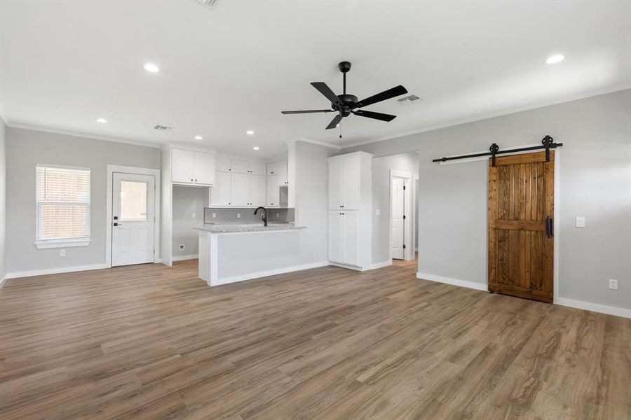 Spacious, unfurnished interior of a new home in , Sulphur Springs (Image 20). Spacious, unfurnished interior of a new home in , Sulphur Springs (Image 20).