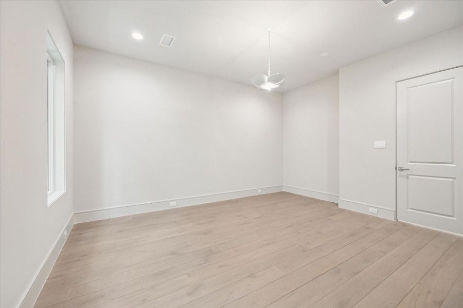 Legno Baston 7" engineered wood floors are an upgrade option available to further elevate your space. *Photo is of another home in the community and for informational purposes only. Legno Baston 7" engineered wood floors are an upgrade option available to further elevate your space. *Photo is of another home in the community and for informational purposes only.