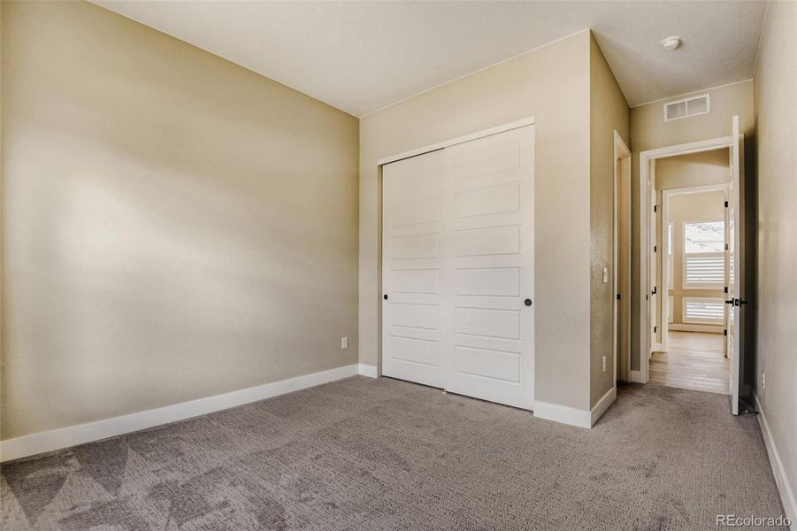 Spacious, unfurnished interior of a new home in Hillside at Castle Rock, Castle Rock (Image 24).