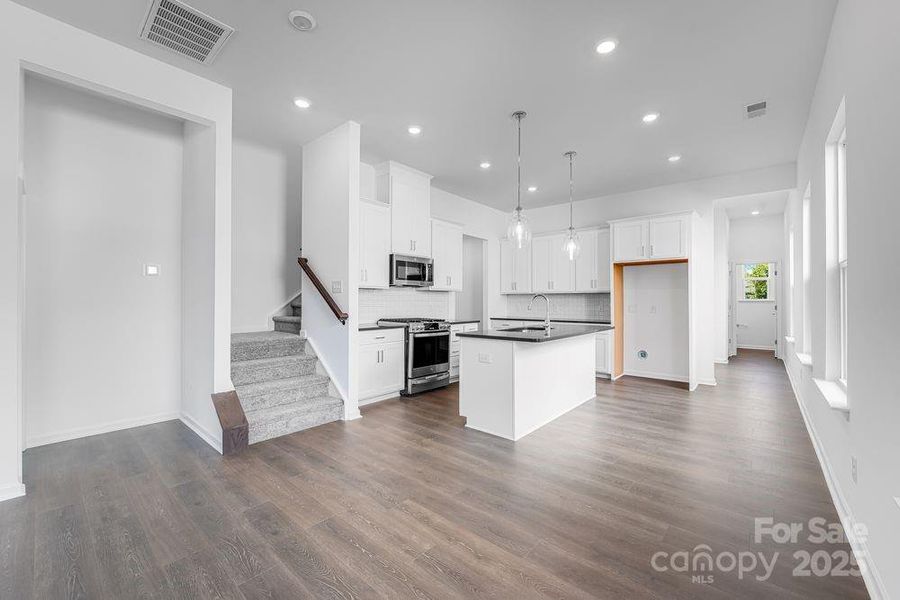 3128 Beacon Heights Road ~ Ready Now 3128 Beacon Heights Road ~ Ready Now