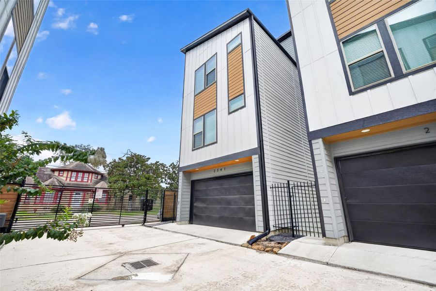 Front exterior of a new home in , Houston, TX, highlighting curb appeal (Image 26).