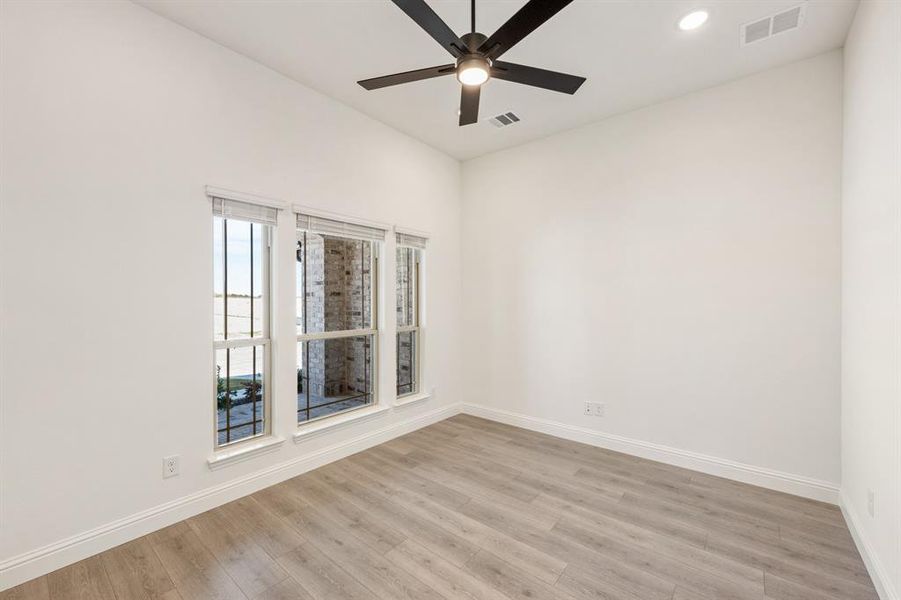 Spacious, unfurnished interior of a new home in Meadow Vista 50-55, Anna (Image 22). Spacious, unfurnished interior of a new home in Meadow Vista 50-55, Anna (Image 22).