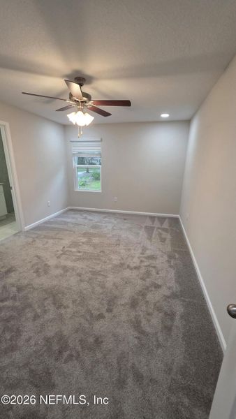 Spacious, unfurnished interior of a new home in , Jacksonville (Image 19).