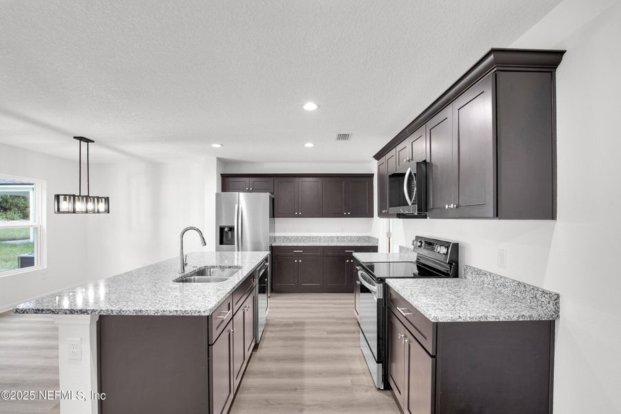 Furnished interior view inside a new home in , Palatka (Image 29).