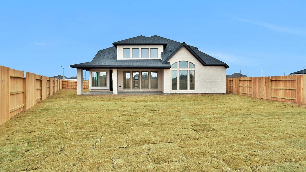 Exterior details and patio area of a home in StoneCreek Estates, Richmond (Image 3).