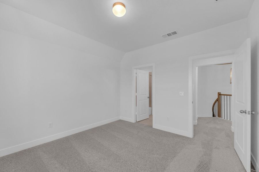 Spacious, unfurnished interior of a new home in Nolina - 50', Georgetown (Image 27).