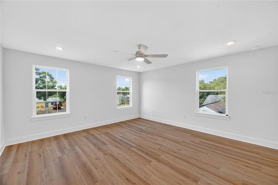 Spacious, unfurnished interior of a new home in , St. Petersburg (Image 50). Spacious, unfurnished interior of a new home in , St. Petersburg (Image 50).