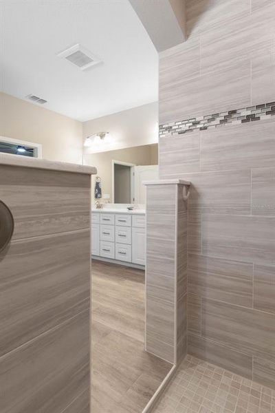 Image 63 of a home in .