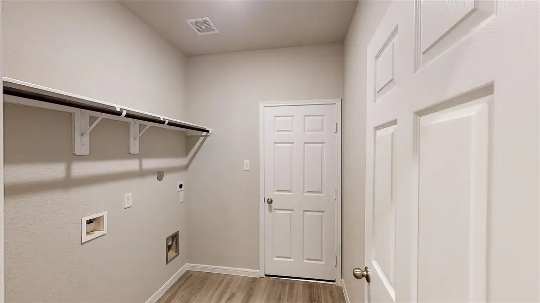 Spacious, unfurnished interior of a new home in Splendora Fields, Splendora (Image 20).