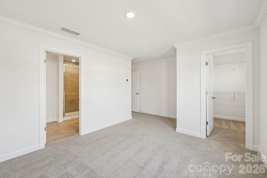 Photo is not of the actual home but is an inspirational photo of builder’s model home and may depict options, furnishings, and/or decorator features that are not included.