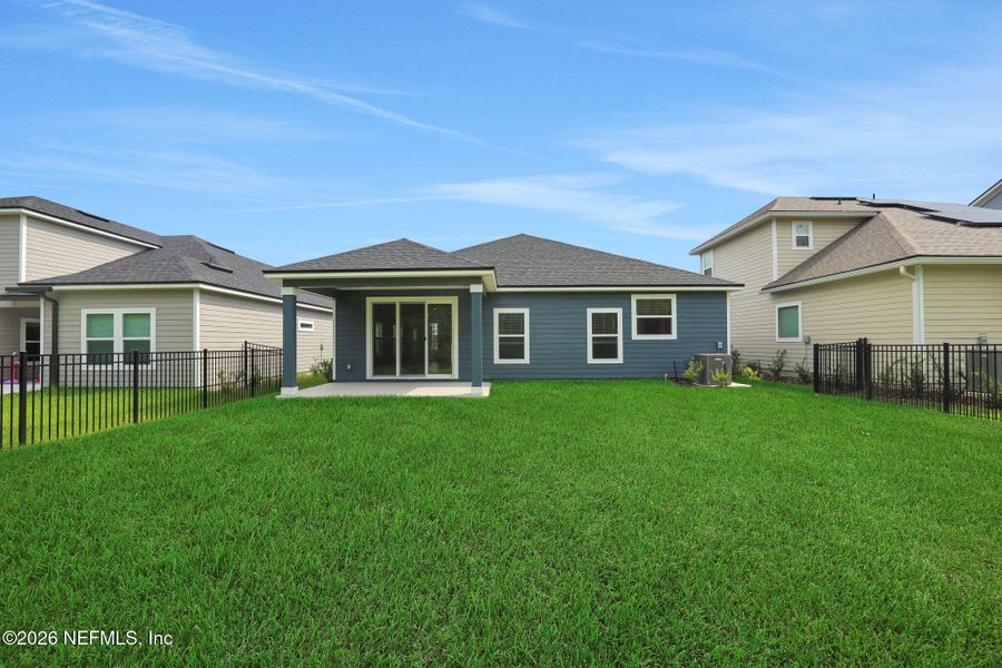 Exterior details and patio area of a home in Hyland Trail, Middleburg (Image 19).