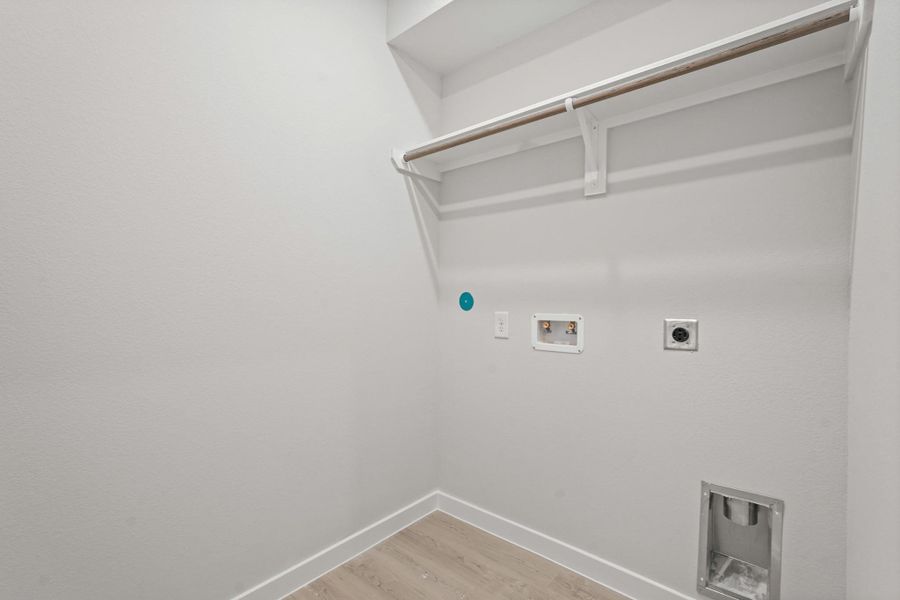 Spacious, unfurnished interior of a new home in Maple Woods, Hockley (Image 18).