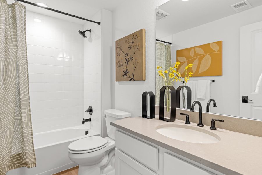 12736 Bend - Full Bathroom