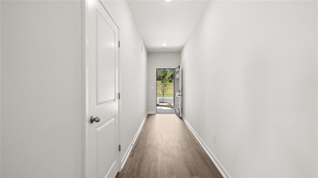 Spacious, unfurnished interior of a new home in , Stockbridge (Image 13).