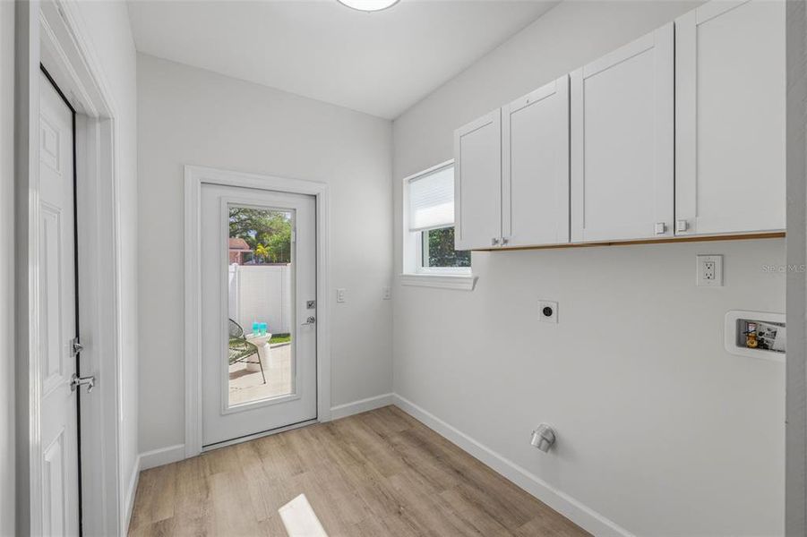 Spacious, unfurnished interior of a new home in , St. Petersburg (Image 26).