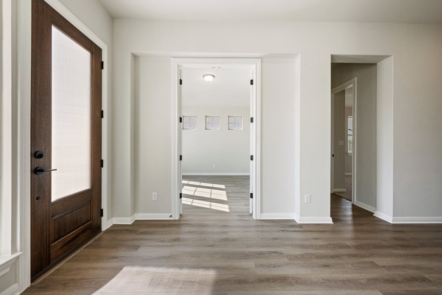 Representative unfurnished interior of a home built from the Maxwell by Ashton Woods in The Estates at La Cima, San Marcos (Image 37). Representative unfurnished interior of a home built from the Maxwell by Ashton Woods in The Estates at La Cima, San Marcos (Image 37).