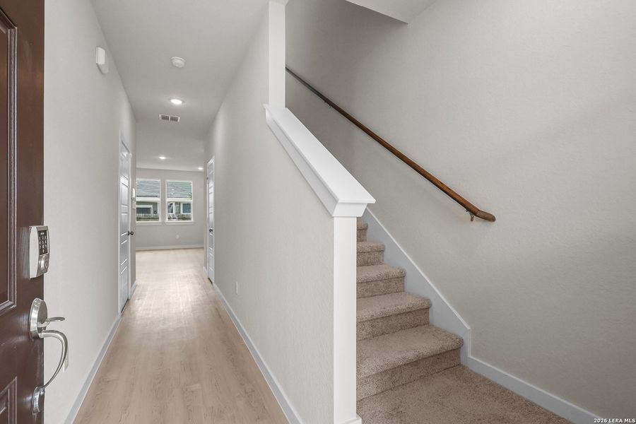 Spacious, unfurnished interior of a new home in Senna, Leon Valley (Image 25). Spacious, unfurnished interior of a new home in Senna, Leon Valley (Image 25).