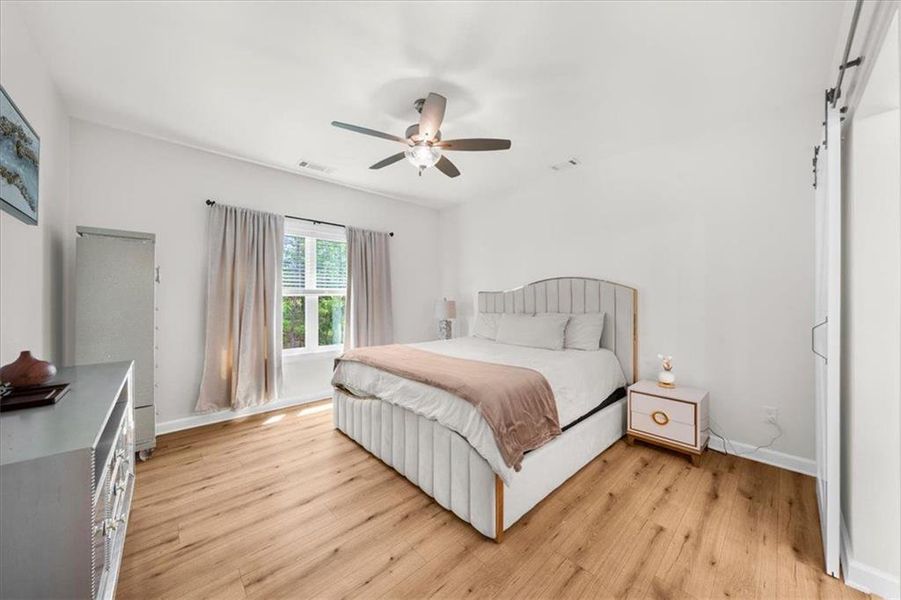 Furnished interior view inside a new home in , Cleveland (Image 32).