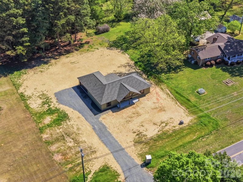 Image 37 of a home in .