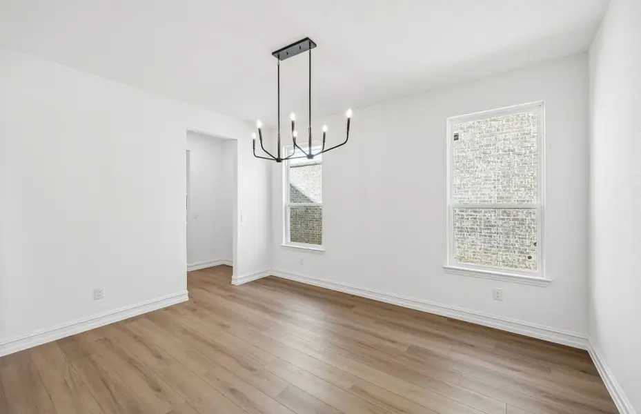 Spacious, unfurnished interior of a new home in Wellington, Fort Worth (Image 17).