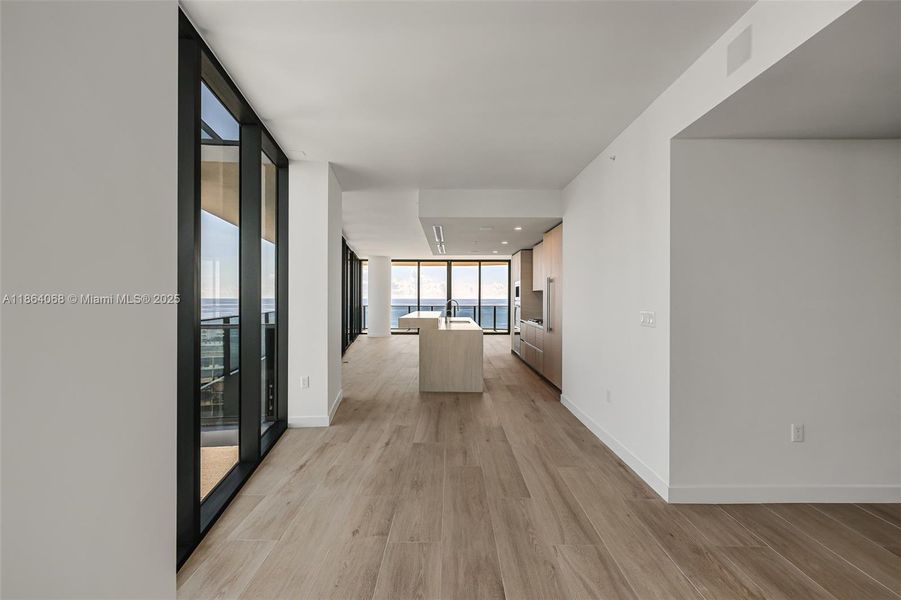 Spacious, unfurnished interior of a new home in , Pompano Beach (Image 31). Spacious, unfurnished interior of a new home in , Pompano Beach (Image 31).