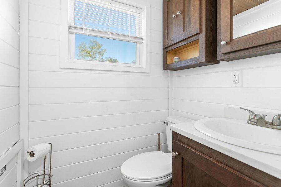 Image 28 of a home in .