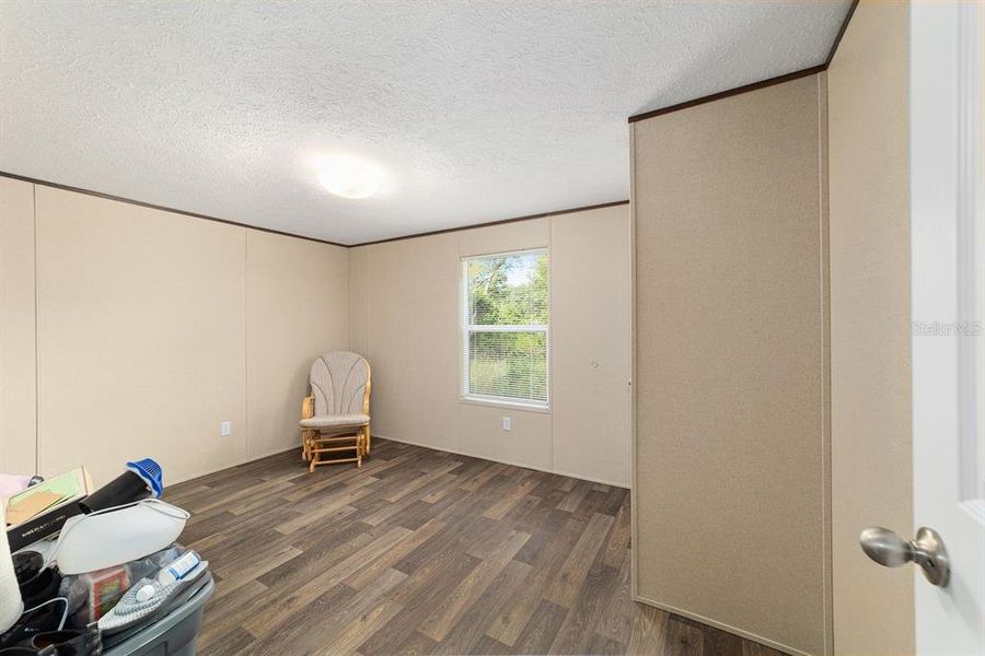 Spacious, unfurnished interior of a new home in , Ocala (Image 18).