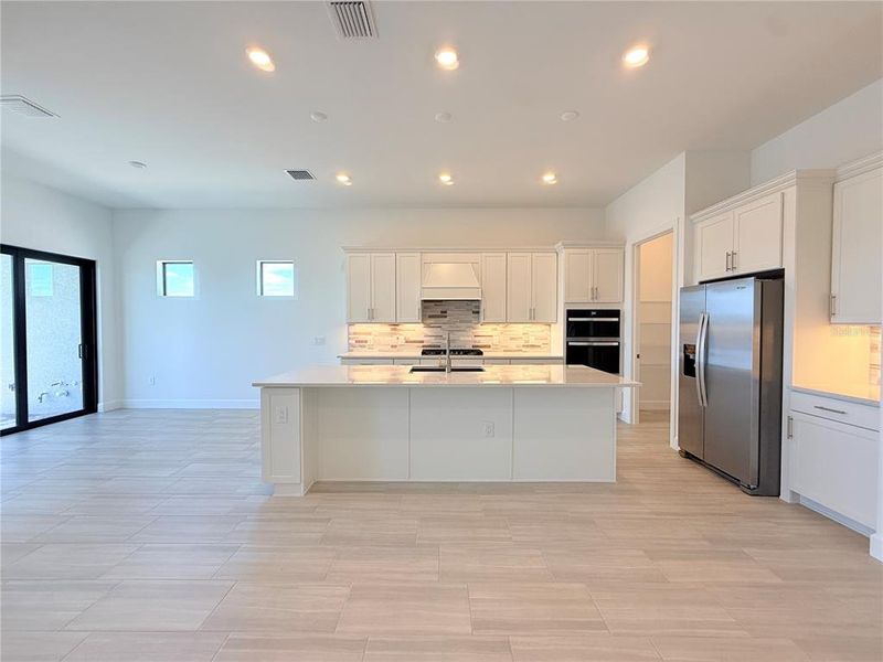 Furnished interior view inside a new home in , Lakewood Ranch (Image 9).
