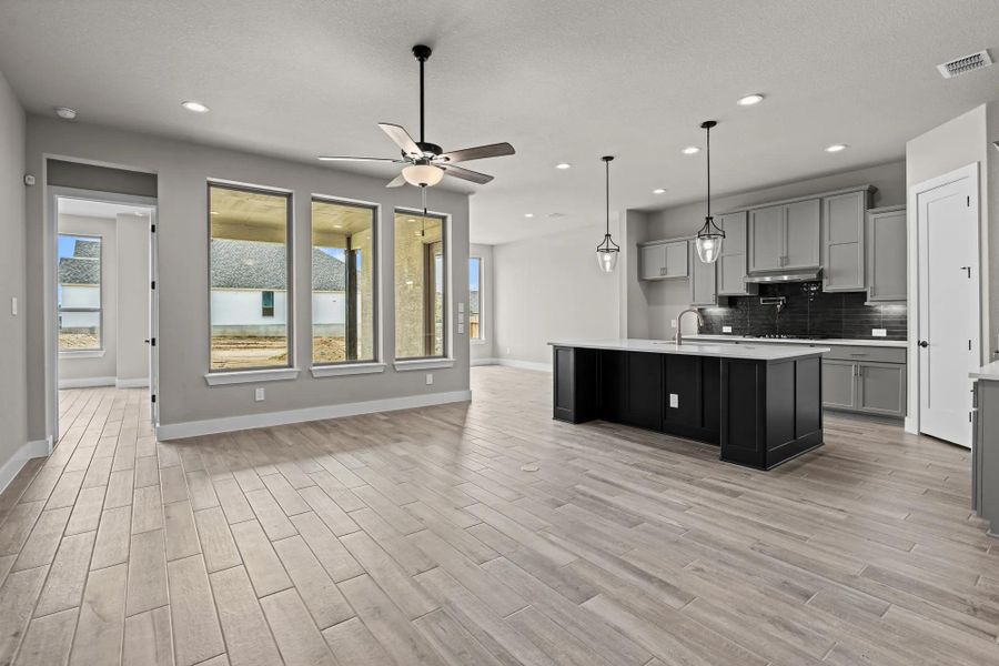 Gallatin A family room