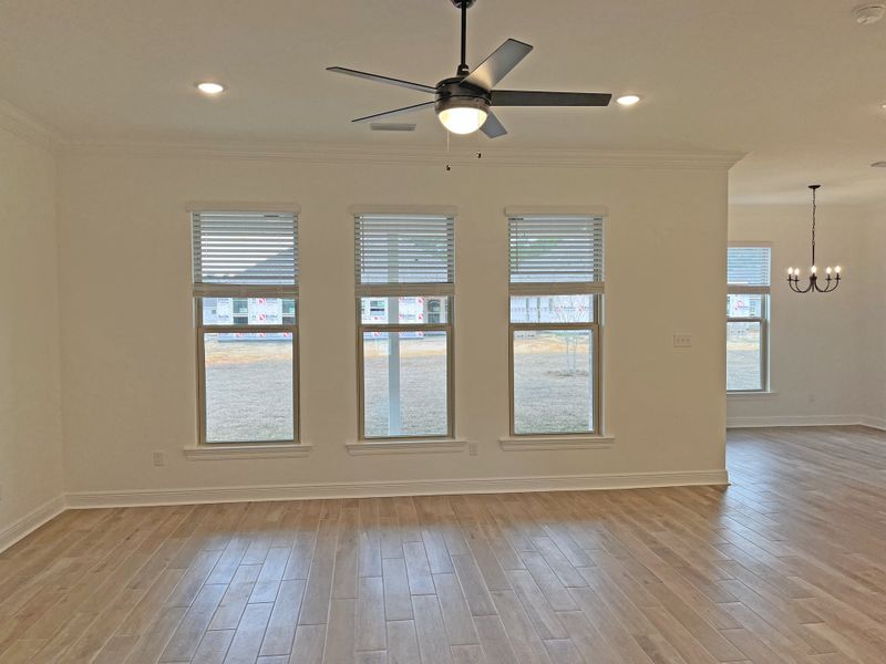 Spacious, unfurnished interior of a new home in Bird Song at Hammock Bay, Freeport (Image 14).
