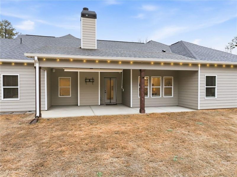 Exterior details and patio area of a home in , Dallas (Image 31).