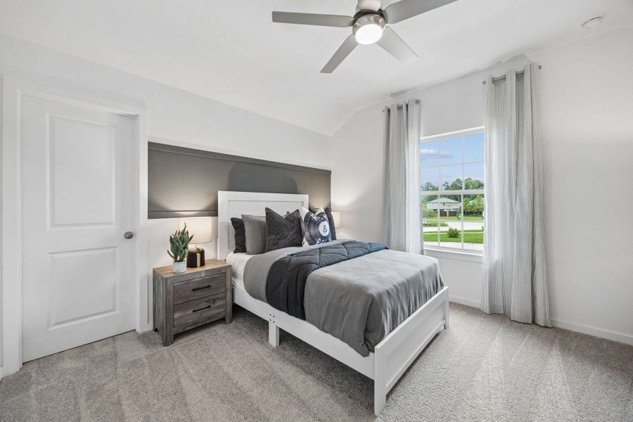 Representative furnished interior of a home built from the Riverdale by Pulte Homes in Mavera, Conroe (Image 12).
