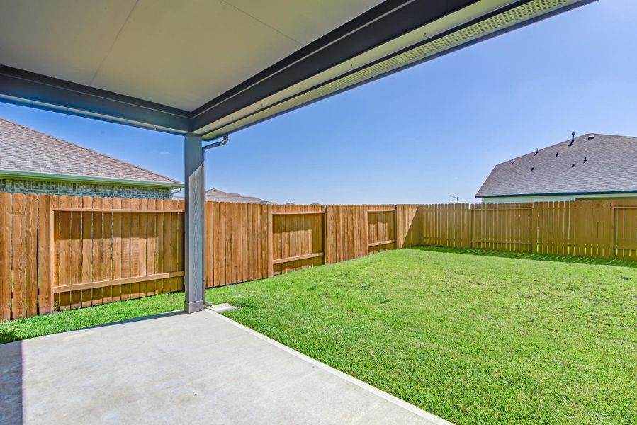 Image 46 of a home in River Ranch Meadows.