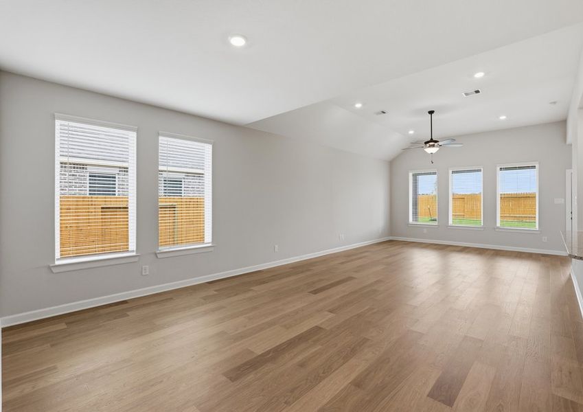 Yaupon - TX | Family Room – Wide View