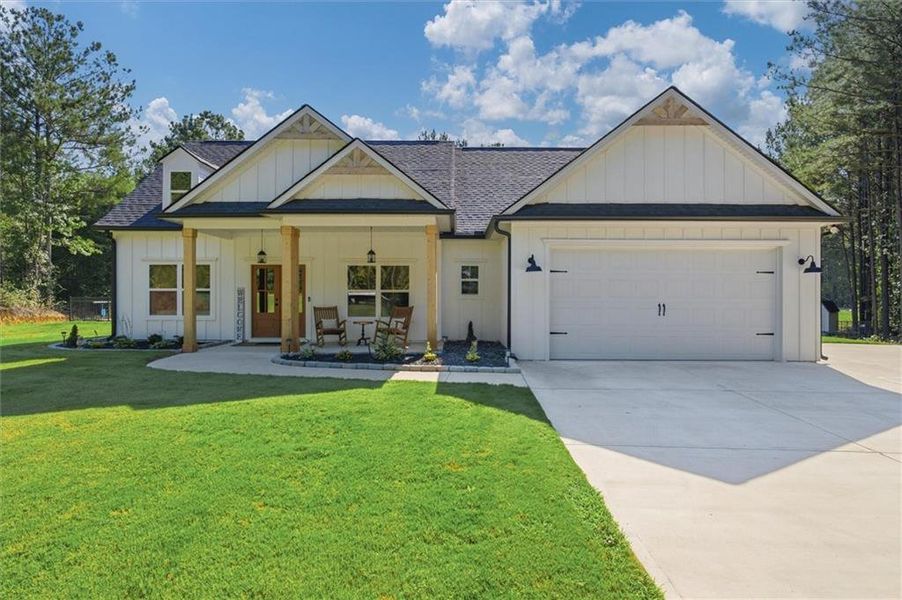 Front exterior of a new home in , Rockmart, GA, highlighting curb appeal (Image 22). Front exterior of a new home in , Rockmart, GA, highlighting curb appeal (Image 22).