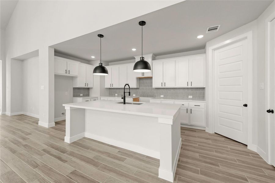 Representative image. Features, specifications, selections and colors may vary. Representative image. Features, specifications, selections and colors may vary.