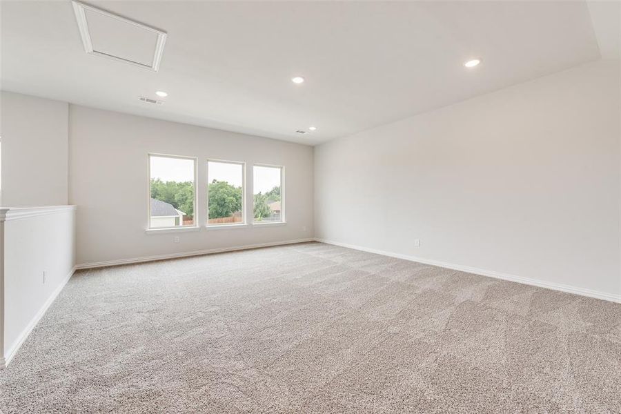 Spacious, unfurnished interior of a new home in Creekside of Crowley, Crowley (Image 10). Spacious, unfurnished interior of a new home in Creekside of Crowley, Crowley (Image 10).