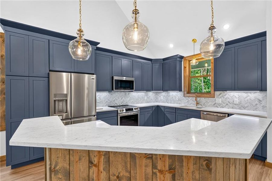 Furnished interior view inside a new home in , Ellijay (Image 5).