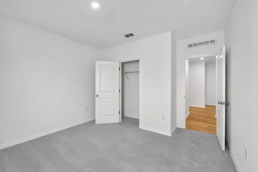 Spacious, unfurnished interior of a new home in Waterstone, Groveland (Image 29). Spacious, unfurnished interior of a new home in Waterstone, Groveland (Image 29).