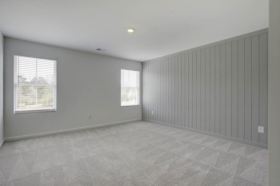 Spacious, unfurnished interior of a new home in , Summerville (Image 13).