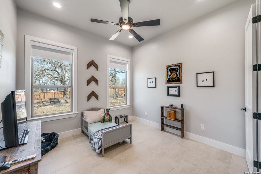 Furnished interior view inside a new home in , La Vernia (Image 16).