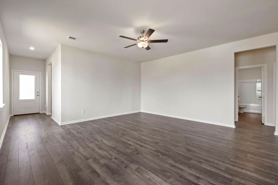 Spacious, unfurnished interior of a new home in Vacek Country Meadows, Richmond (Image 19).